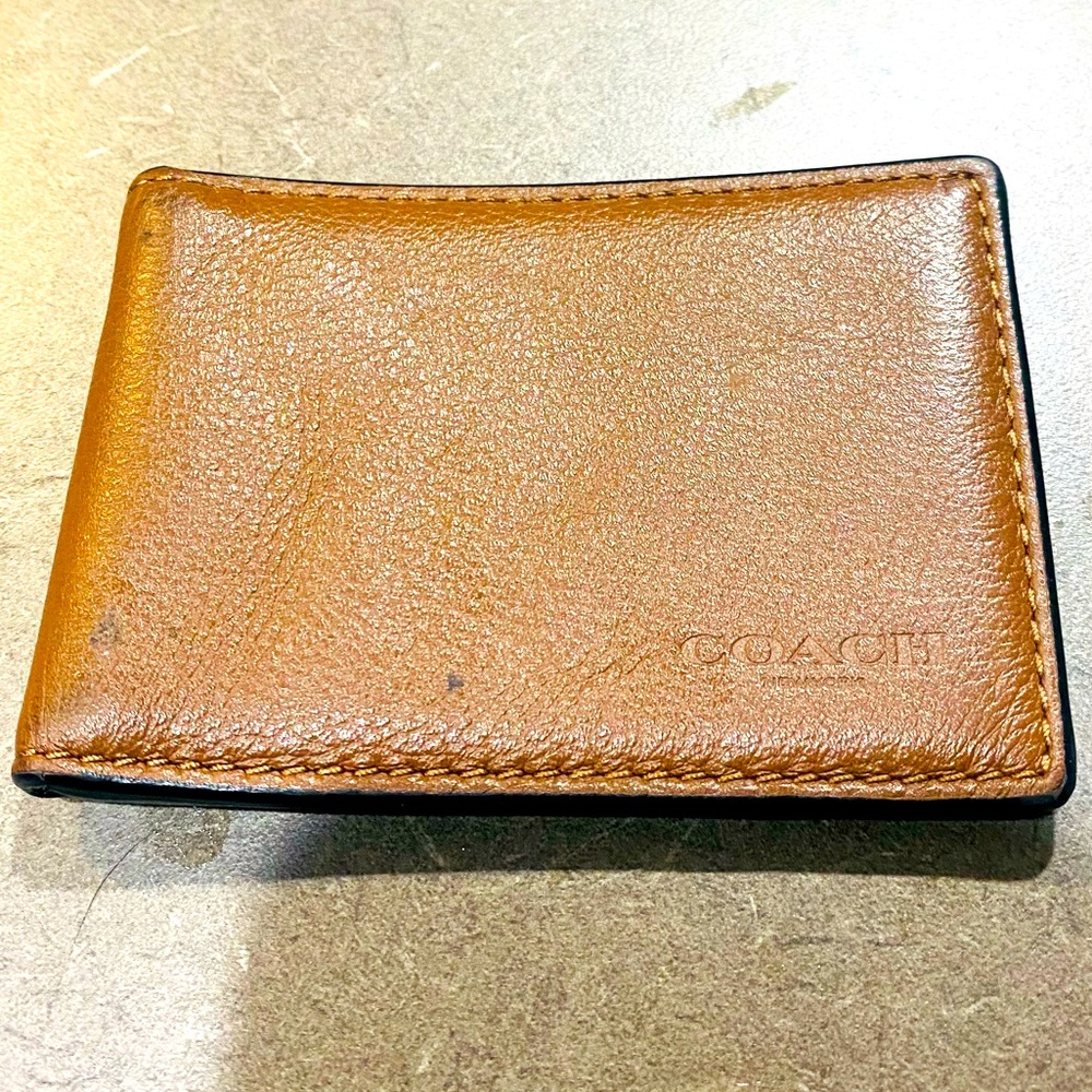 Coach wallet